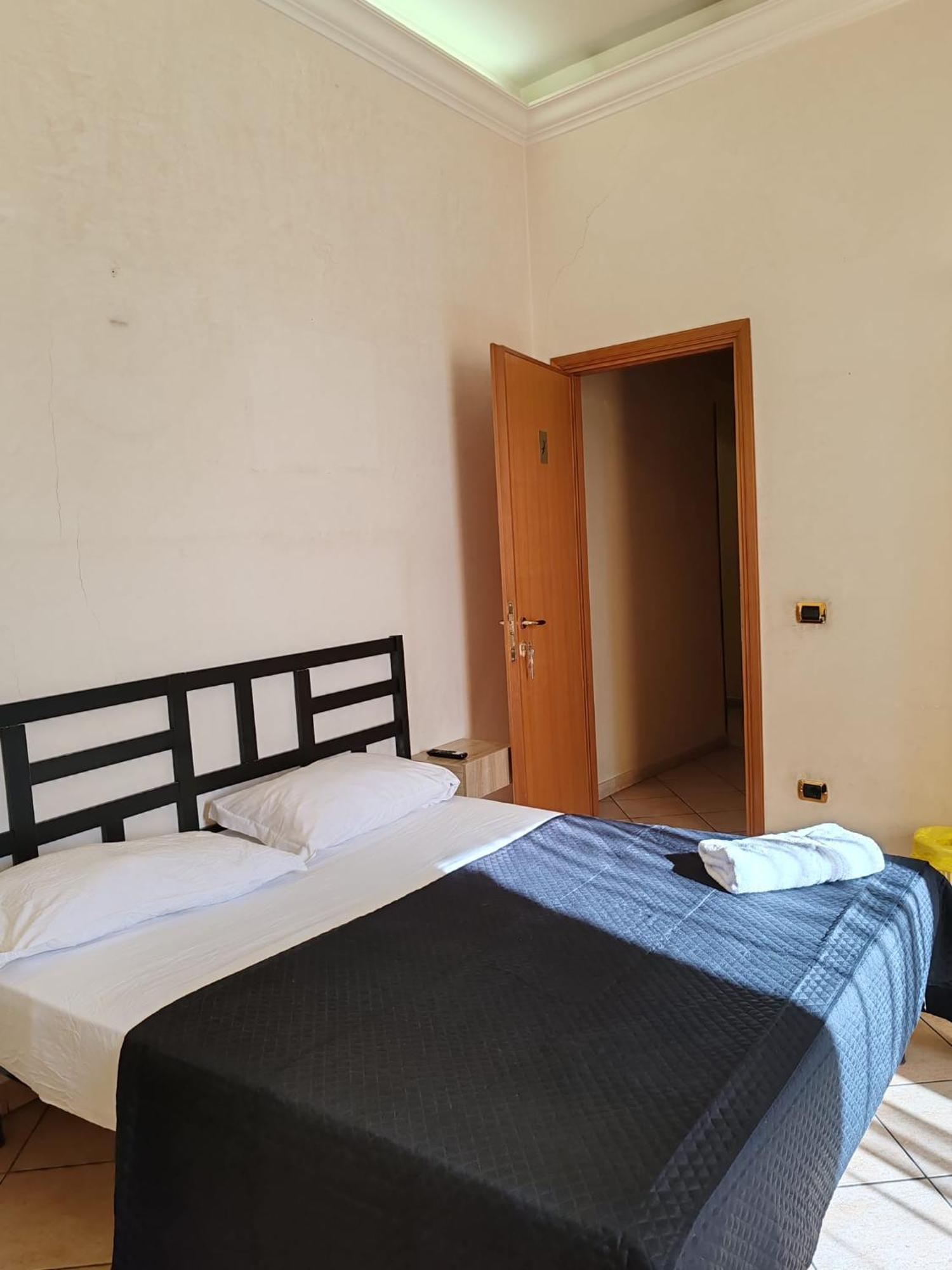 B&B Piazza Ragusa Řím Exteriér fotografie